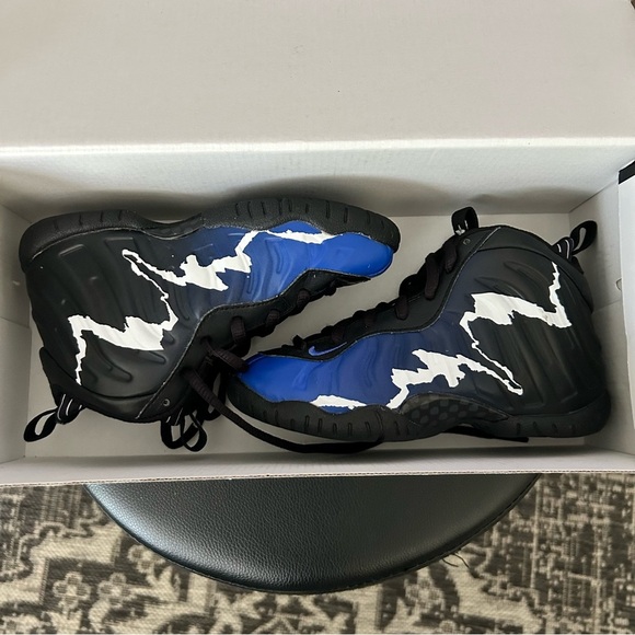 Nike Air Little Posite One | kids 11C (PS) | blk blue wht | Good Condition - Picture 8 of 9